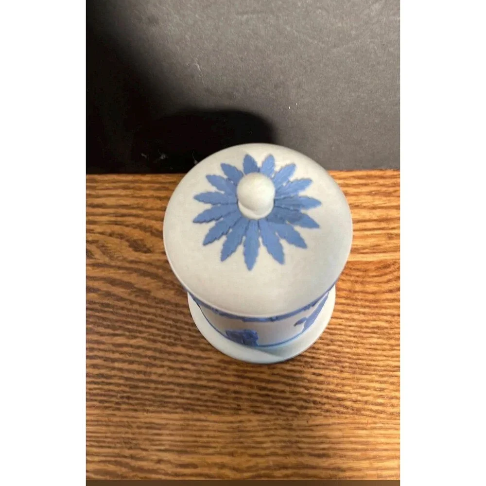 Vintage Reverse Wedgwood Blue Lavender on Cream Covered Tobacco Jar